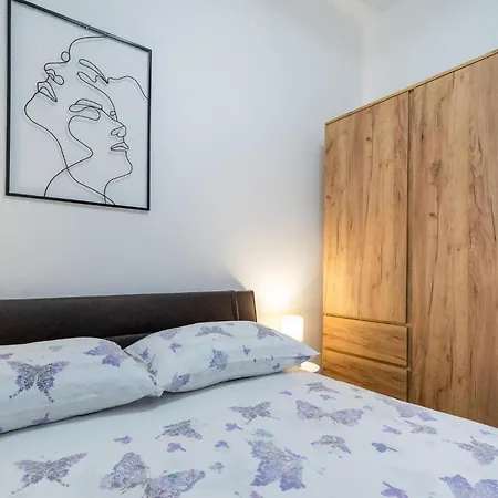 One-bedroom In * ブラチェ