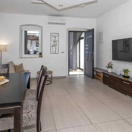 بيت للعطل One-bedroom In *